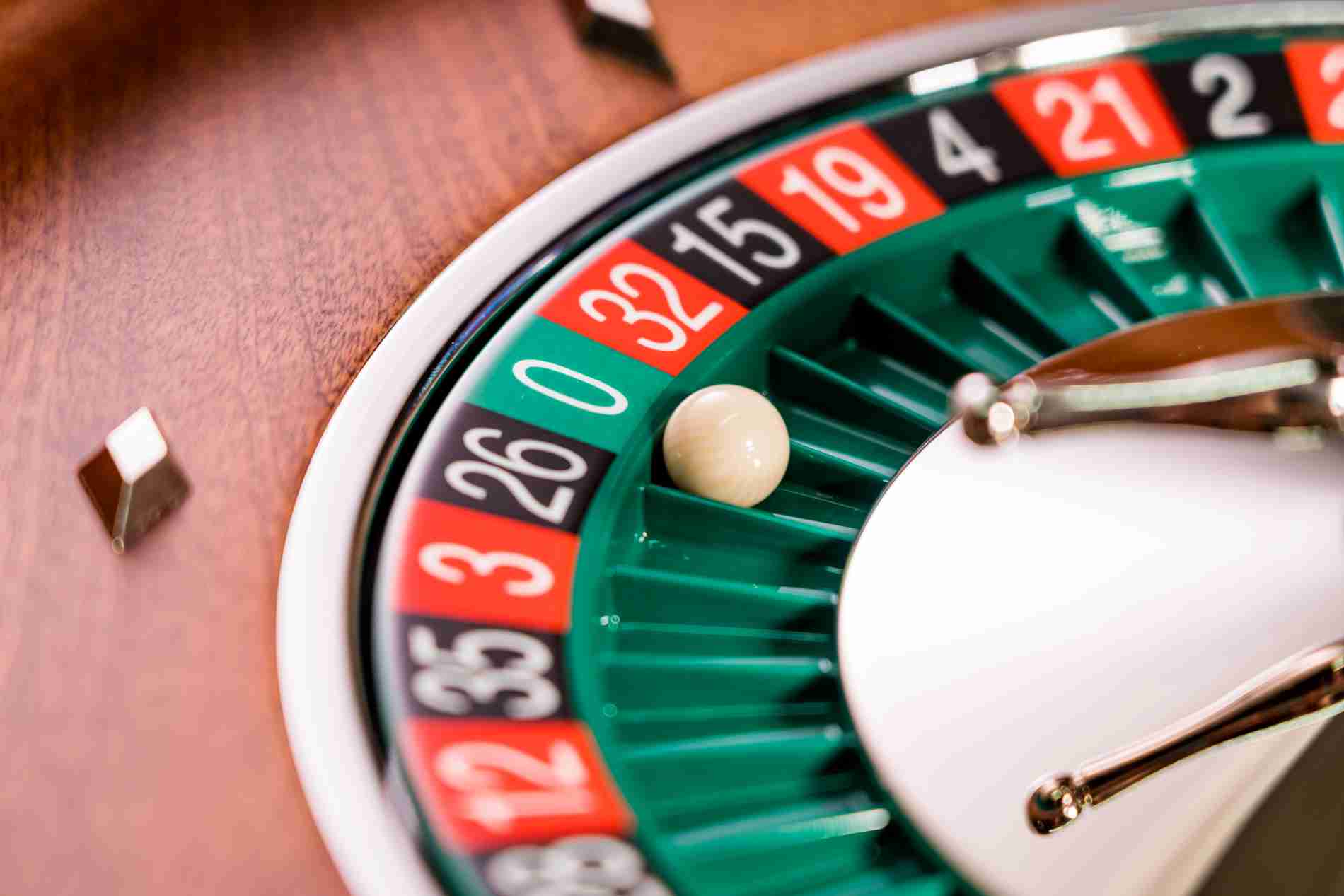 Kombinasyonların Dansı: Video Poker Stratejileri